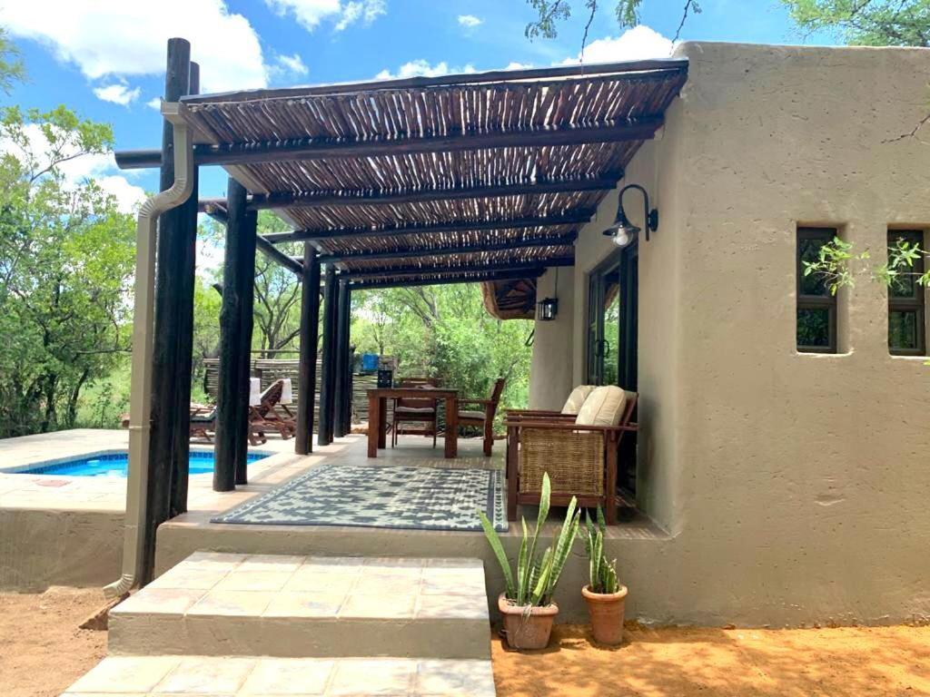 Ikhaya Lamadube Game Lodge Klipdrift Eksteriør billede