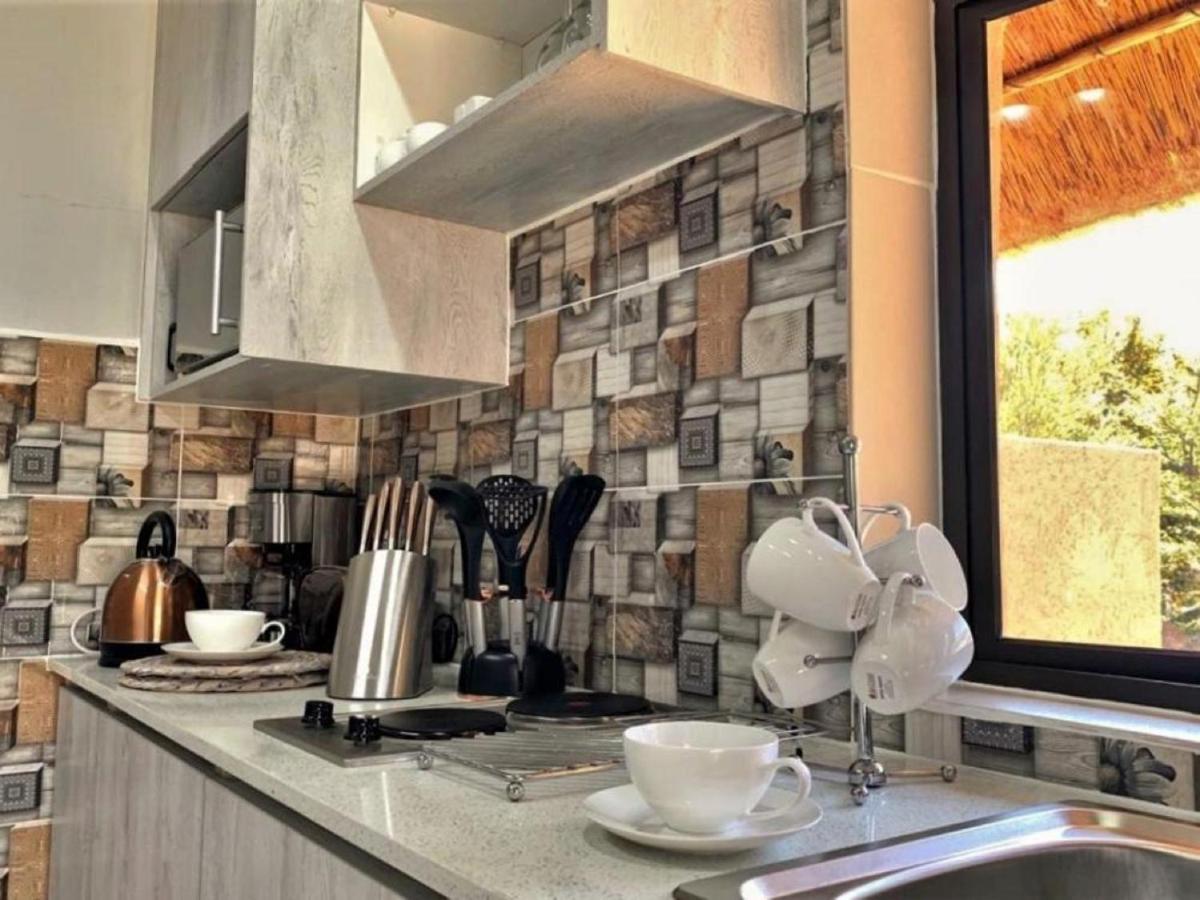 Ikhaya Lamadube Game Lodge Klipdrift Eksteriør billede